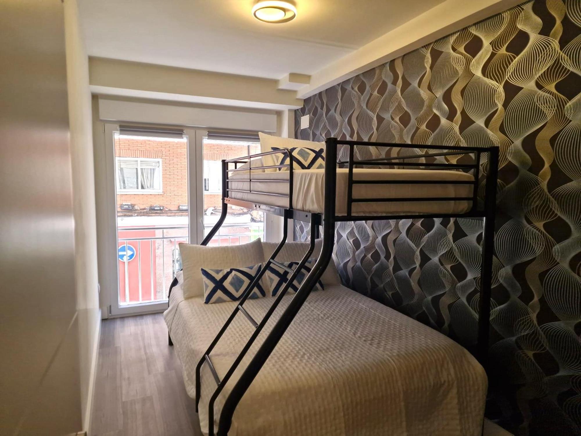 Madrid Suites Екстериор снимка