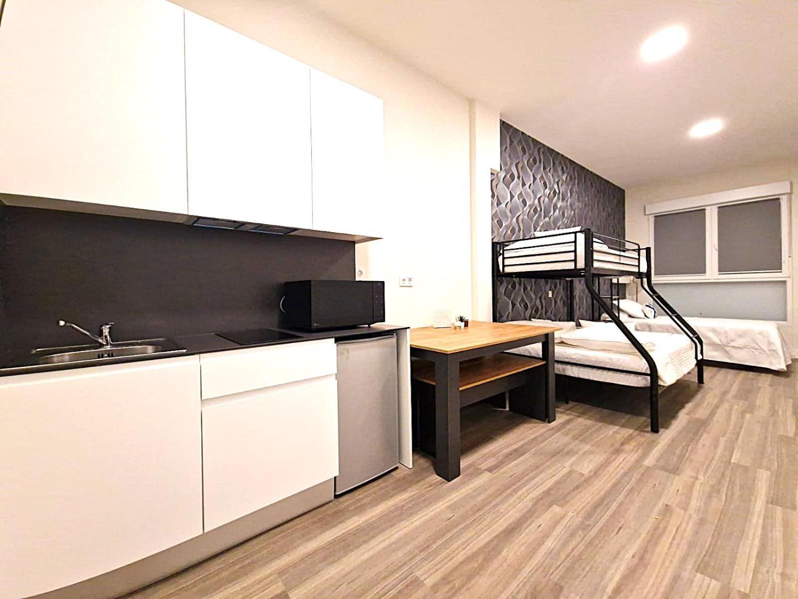 Madrid Suites Екстериор снимка