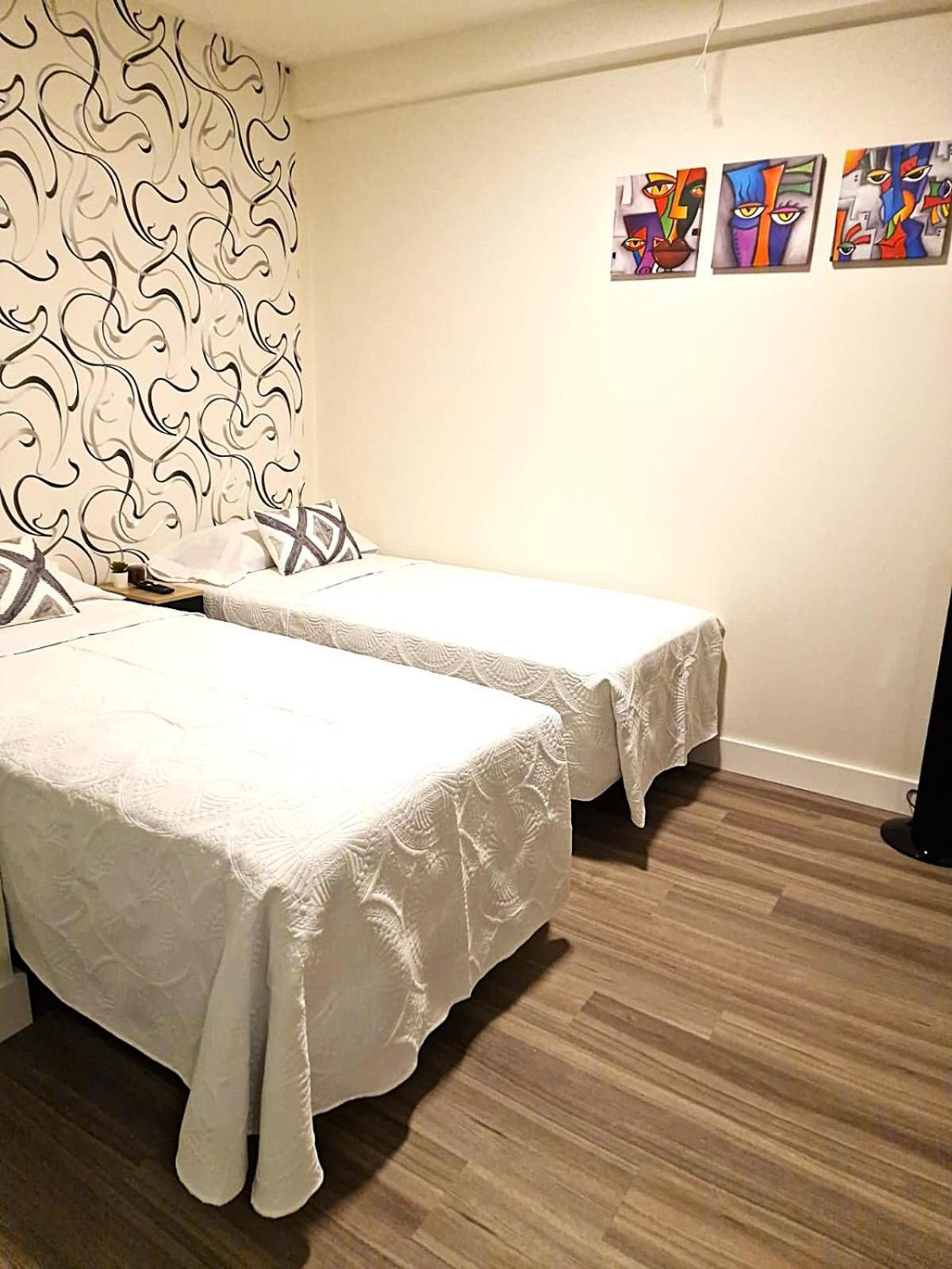 Madrid Suites Екстериор снимка