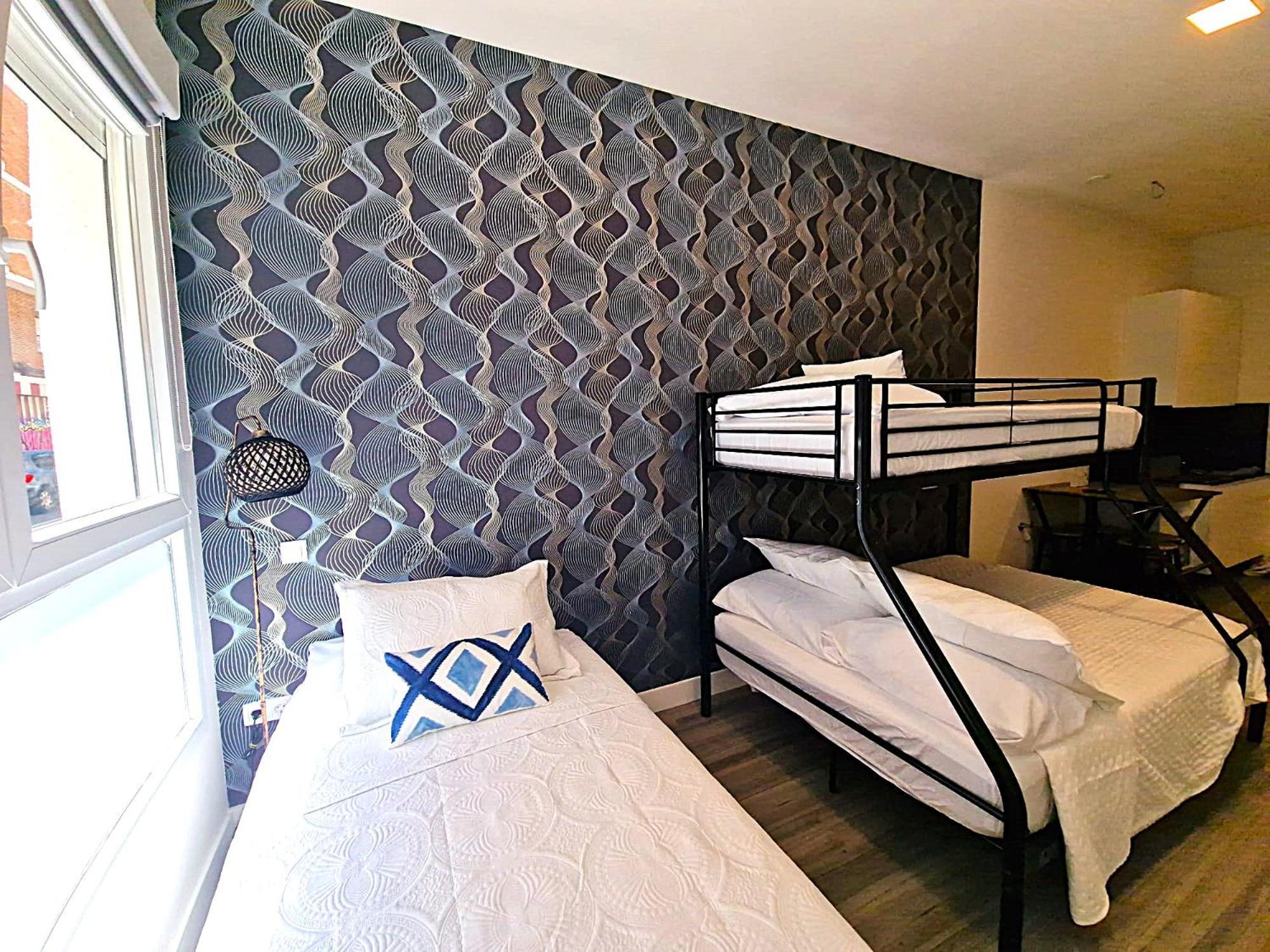 Madrid Suites Екстериор снимка