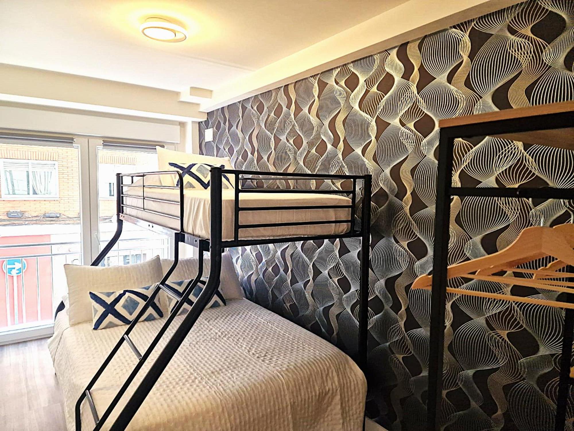 Madrid Suites Екстериор снимка
